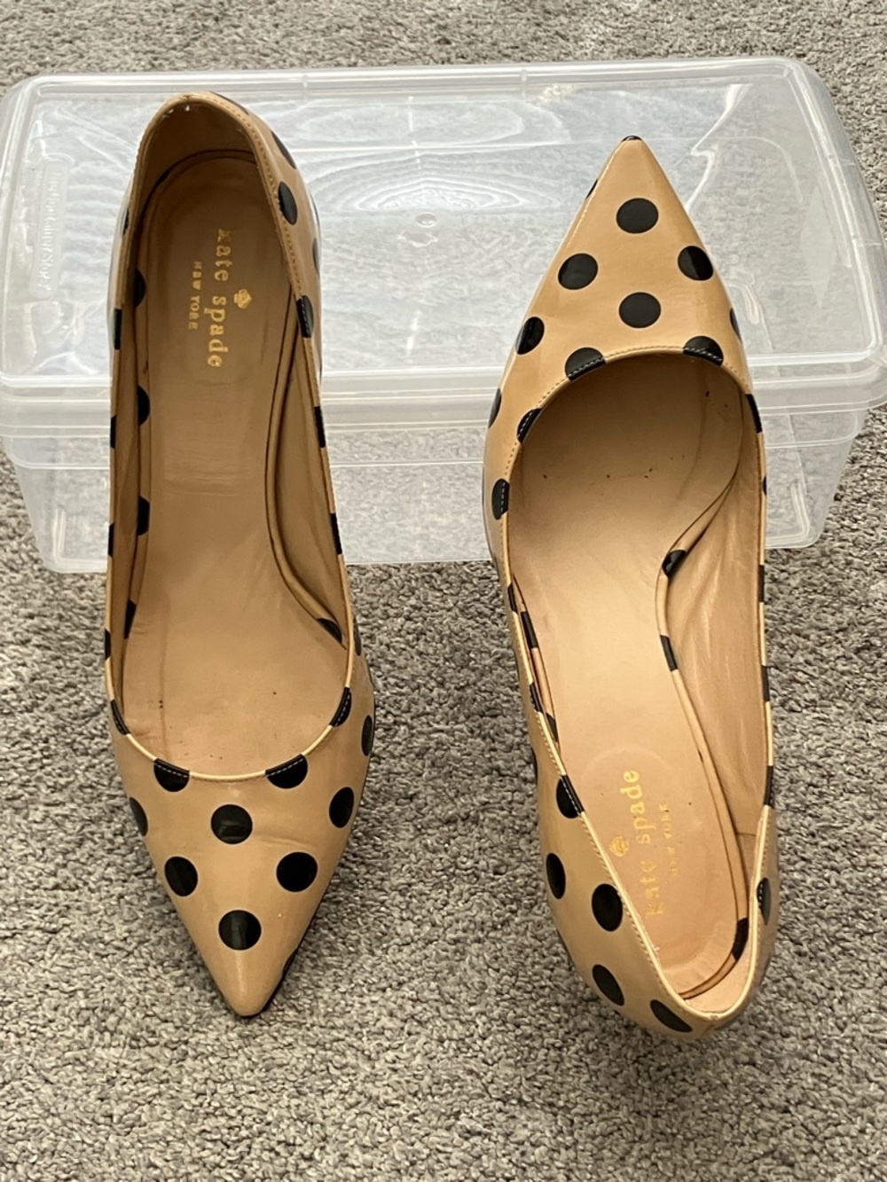 Adorable Kate Spade Patent Kitten Heels size 10 - Picture 4 of 10